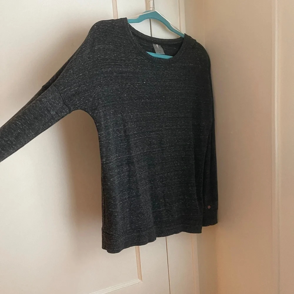 Calia by Carrie Effortless Grey pullover Sweater Sweatshirt - Picture 5 of 5